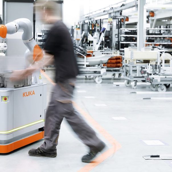 Automatisiertes Be- und Entladen von Maschinen und Anlagen aller Art, Zuführung und Herausnehmen von Teilen aus Maschinen, Vorrichtungen, Anlagen, Prüfmaschinen, Rundtakttische, Werkzeugmaschinen, Bearbeitungszentren, etc.
